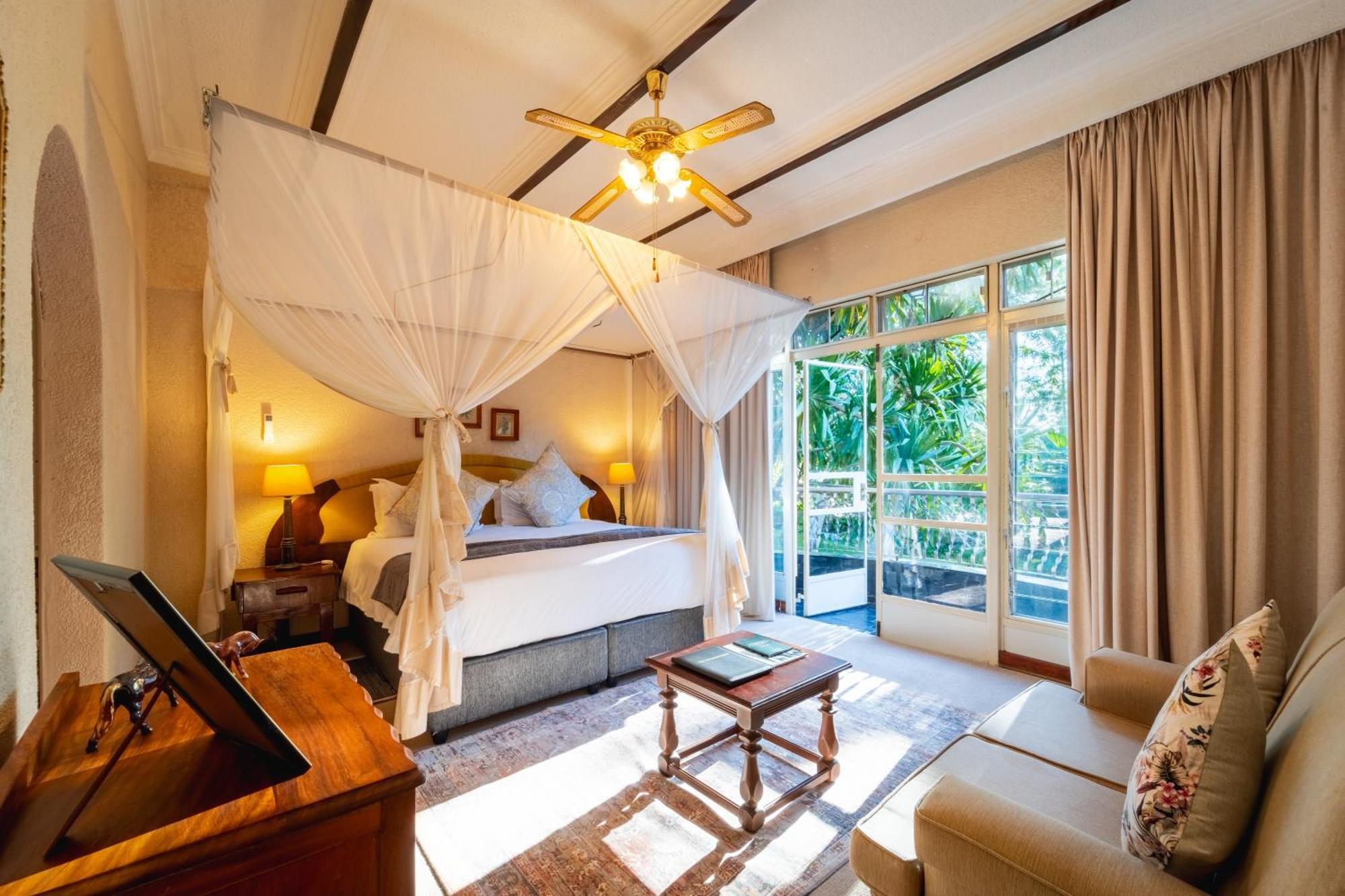 The Victorian Manor Bed and Breakfast Victoriawatervallen Buitenkant foto