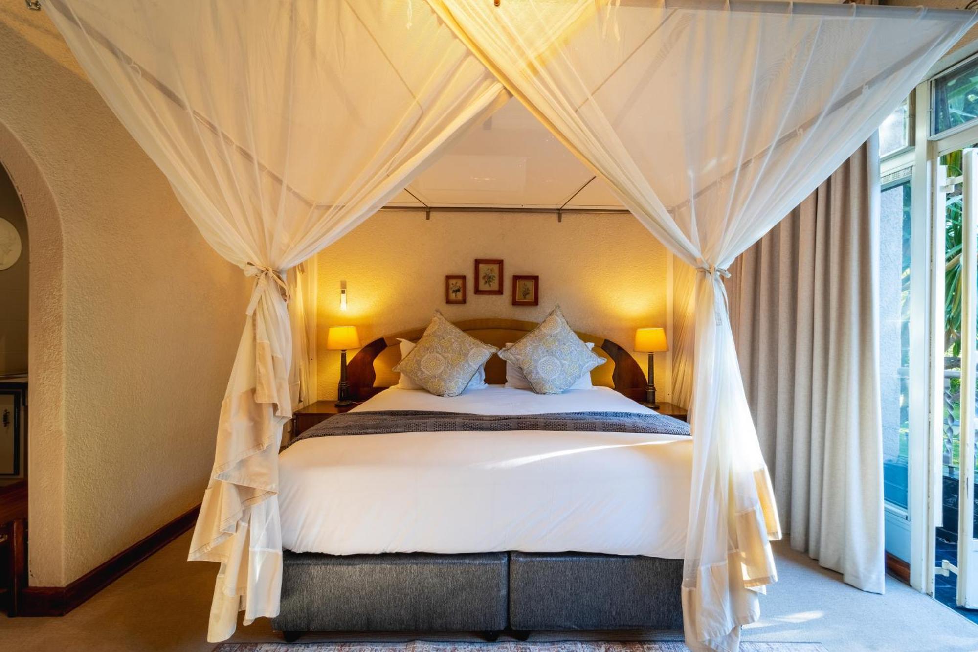 The Victorian Manor Bed and Breakfast Victoriawatervallen Buitenkant foto